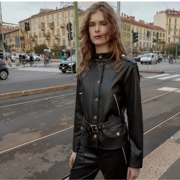 NWT ZARA BLACK FAUX LEATHER BELTED JACKET / SHIRT S